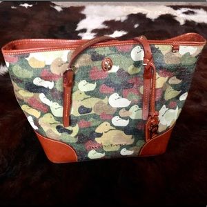 Robertson Collection Dover Camo Duck Print Tote